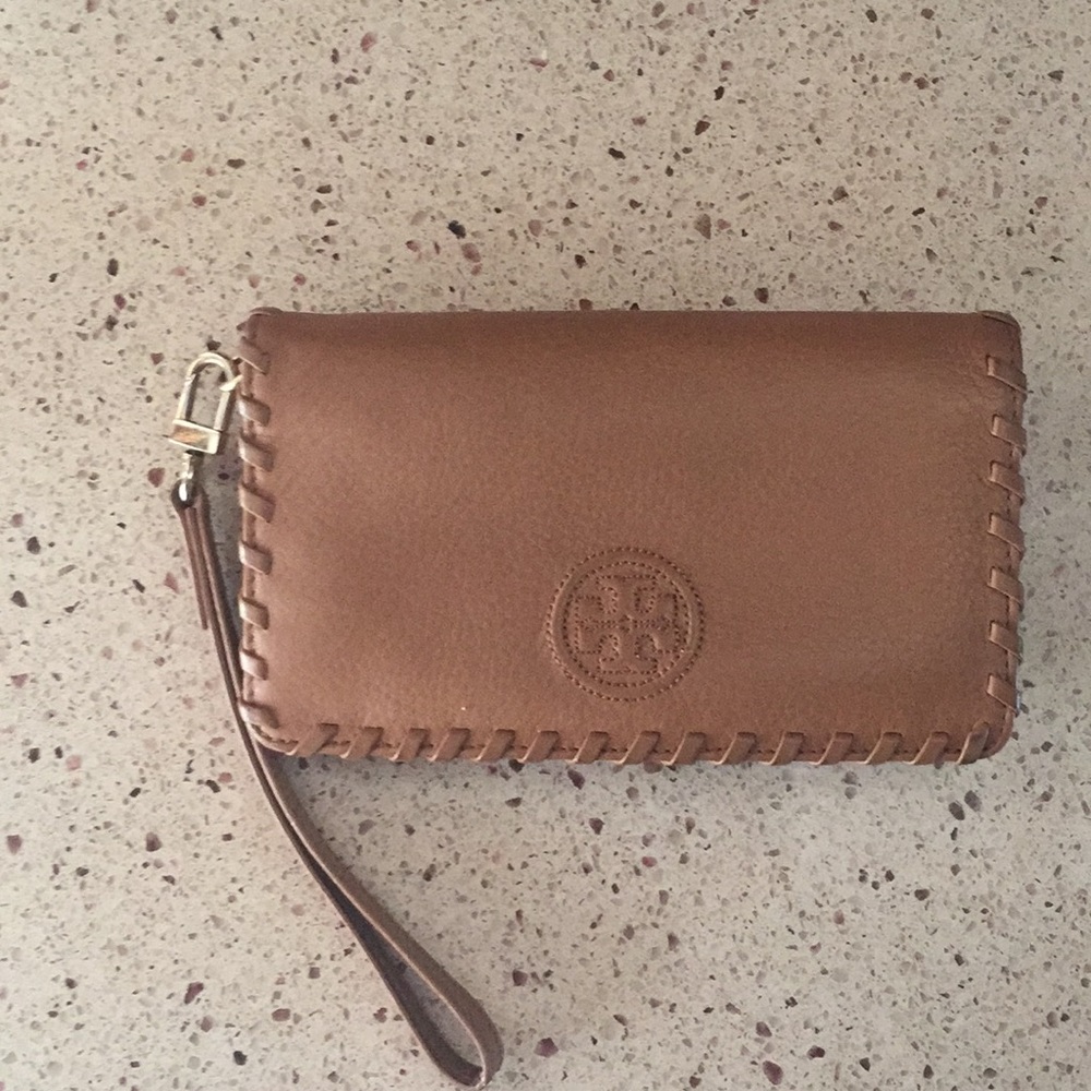 Tory Burch wristlet
